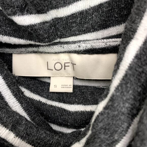 Ann Taylor Loft Grey White Stripe Knit Turtleneck Cowl Tunic Top S Small - Picture 8 of 9